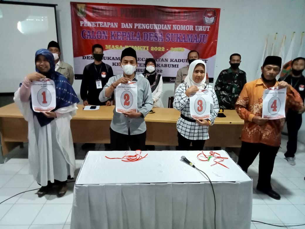 Panitia Pilkades Gelar Penetapan Dan Pengundian Nomor Urut Calon Kepala Desa Sukamaju Kecamatan Kadudampit