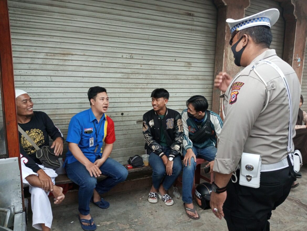 Upaya Terciptanya Kamseltibcar Lantas, Kanit Lantas Polsek Gunungguruh Terus Lakukan Dikmas Pada Masyarakat