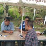 Babinsa Cibentang Koramil 0607-09/Cisaat Komsos Dengan Pengurus Bumdes, Peduli Kemajuan Desa Binaan