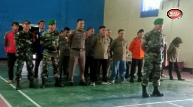 Personil Koramil 0607-09/Cisaat Hadiri Apel Pam Nataru 2023 Tingkat Kecamatan Kadudampit