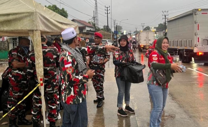 Giat Ramadhan Marcab LMPI Kabupaten Sukabuten Sukabumi Gelar Buka Bersama Dan Bagi-Bagi Takjil