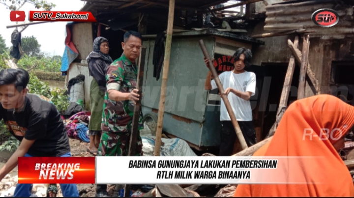 Babinsa Gunungjaya Mendatangi dan lakukan pembersihan Rumah Tidak Layak Huni di wilayahnya