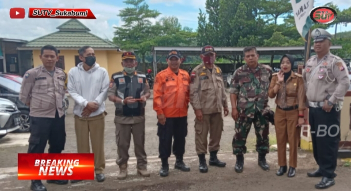 Wujud Sinergitas, Babinsa Cikujang Bersama Bhabinkamtibmas Komsos Dengan Kepala Desa