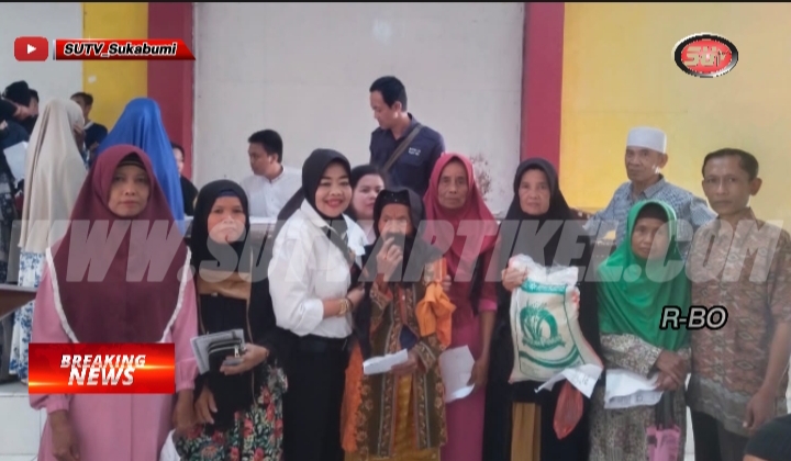 578 KPM Menerima Penyaluran BPNT 10 kg Beras di Aula Desa Cikujang