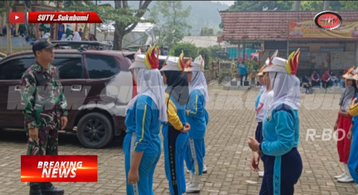 Babinsa Gedepangrango Koramil 0607-09/Cisaat Latih Paskibra Pelajar SMPN Kadudampit