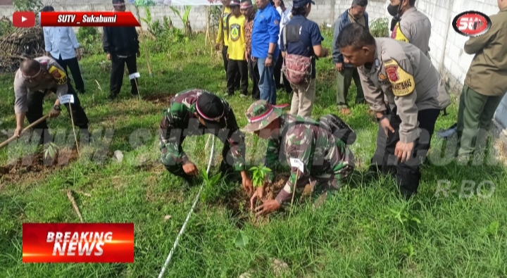 Bersama Polri Lestarikan Negeri Penghijauan Sejak Dini, Personel Koramil 0607-09/Cisaat, Lakukan Tanam Pohon