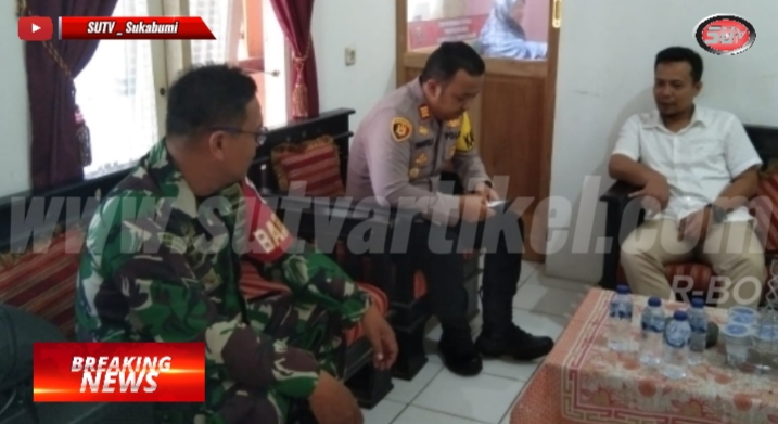 Sambangi Kantor Desa, Babinsa Cibatu Dan Kapolsek Cisaat Komsos Dengan Kades