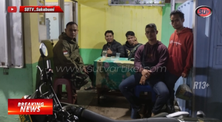 Tingkatkan Keamanan Malam Ramadhan, Babinsa Nagrak Cisaat Terus Laksanakan Patroli Siskamling Wilayah