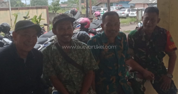 Jalin Silaturahmi, Babinsa Sukaresmi Komsos Dengan Ketua RT/RW