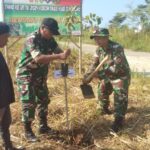 Selamatkan Lingkungan Satgas TMMD Ke-121 Kodim 0622/Kab. Sukabumi Laksanakan Penghijauan