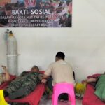 Anggota Koramil 0607-04/Kota Sukabumi Utara Bersama Anggota Persit Ranting 05 Melaksanakan Donor Darah Dalam Rangka HUT TNI KE - 79 Th 2024